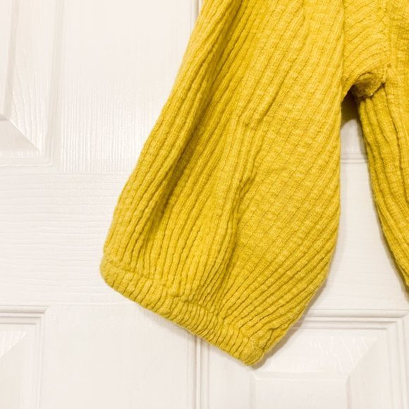 Urban Outfitters | NWT Lena Twist-Front Cropped Top - Picture 7 of 10